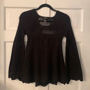 Day trip long sleeve sweater size small